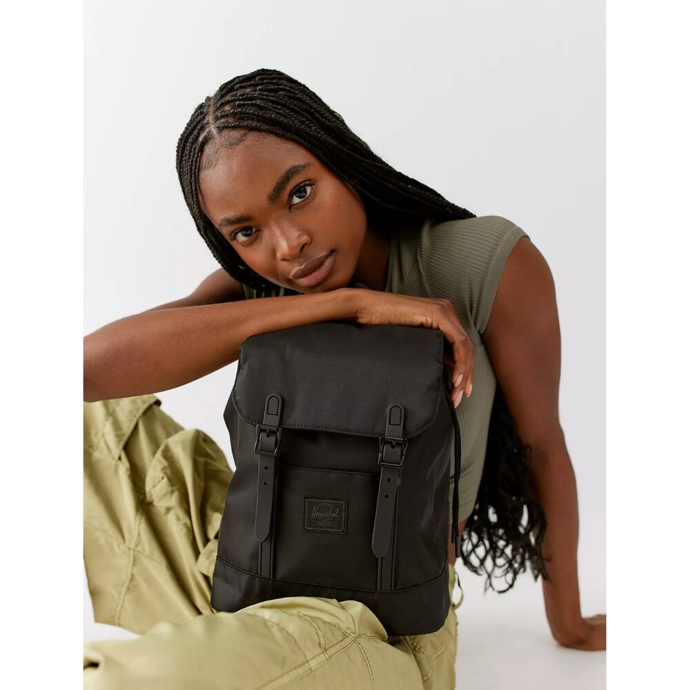 Herschel Supply Co. Retreat Small Backpack in All Black